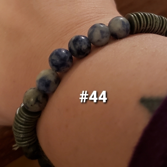 𝅺BRACELETS - Picture 7 of 10
